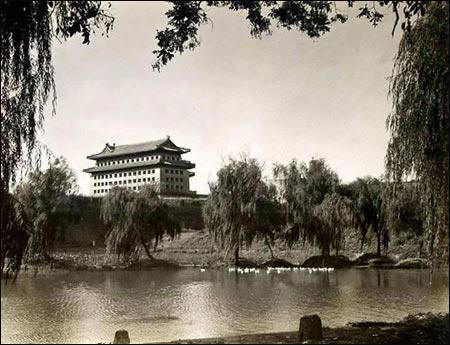 picture,memory of old beijing, dong bian men