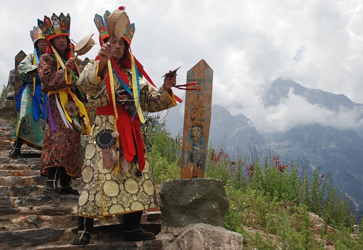 yunnan travel pictures, lijiang pictures, china ethinc minority, ChinaToday.com pictures