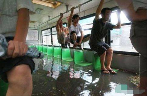 water bus, china funny pictures
