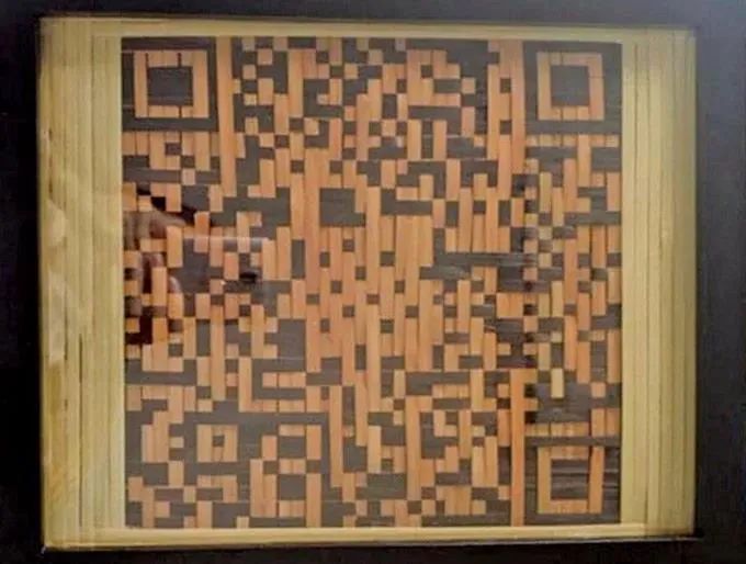 bamboo weaved QR code