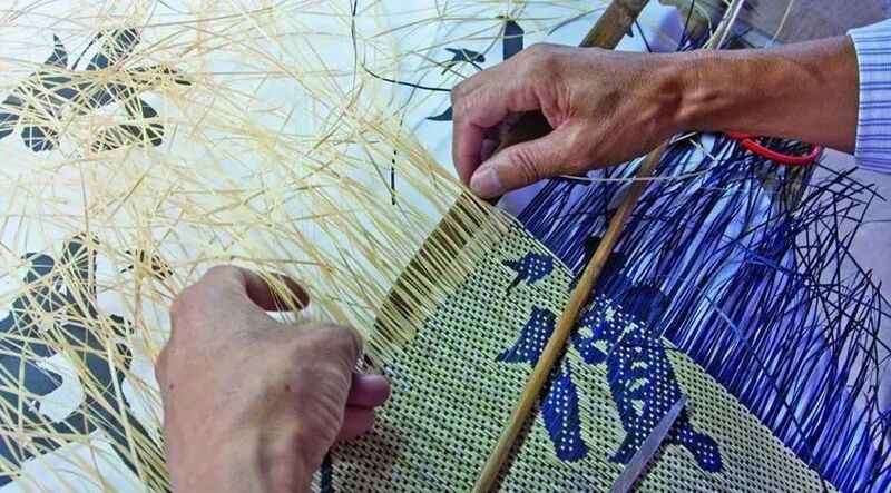 Chinese Bamboo Weave Artist 