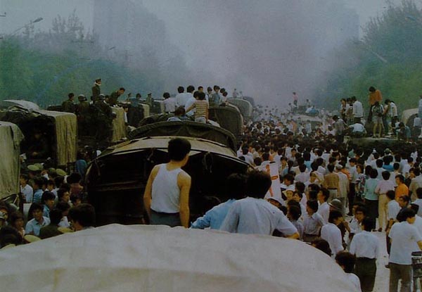 pictures of 1989 tiananmen square incident, pictures of june 4th incidnet in 1989