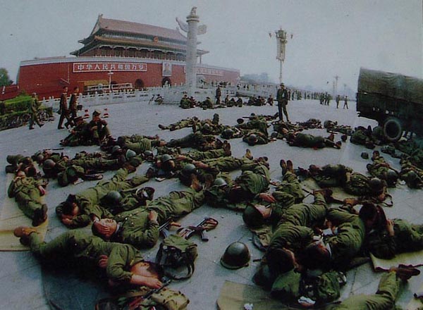 pictures about 1989 tiananmen square incident, soldiers take a break at the square
