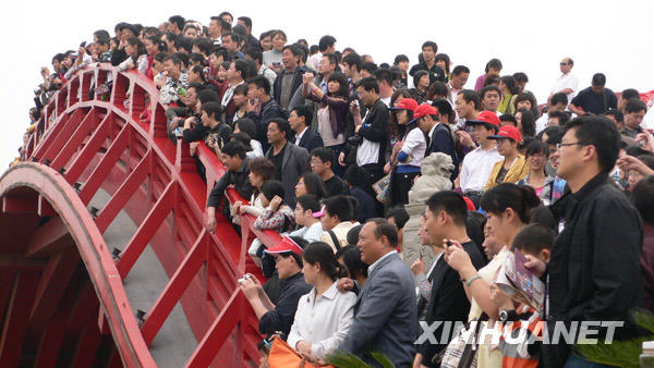 china_the_crowded! kaifeng