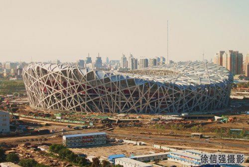 construction pictures of the olympic 