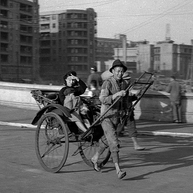 rickshaw on bridge, old shanghai scene