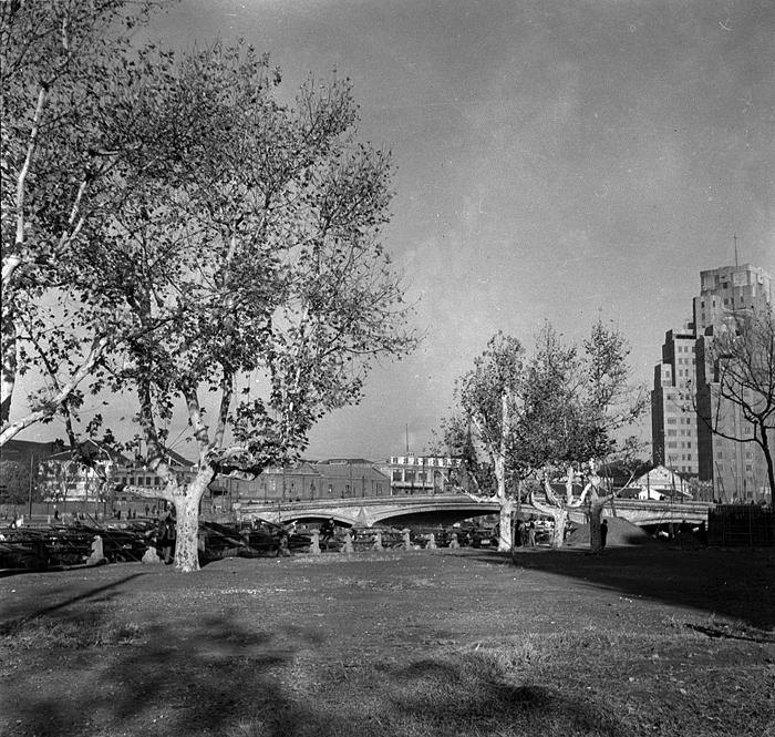 scene of old shanghai