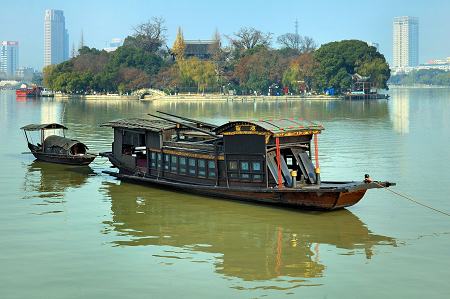 chinese communist party was set on a boat in jiaxing