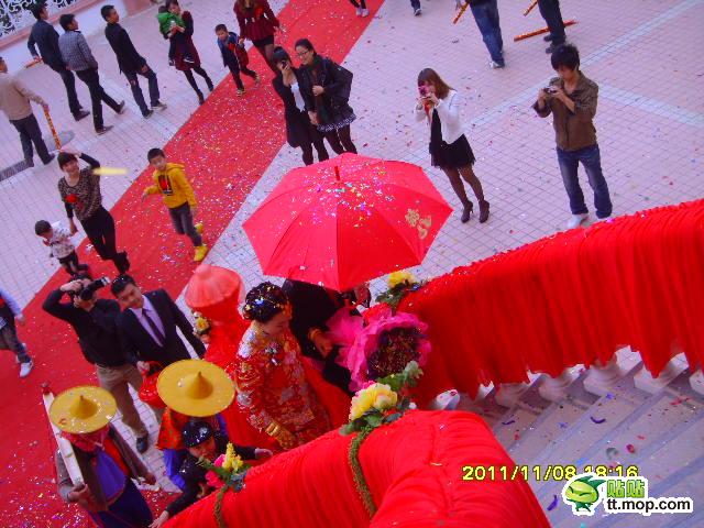 a rich village wedding in southeast china