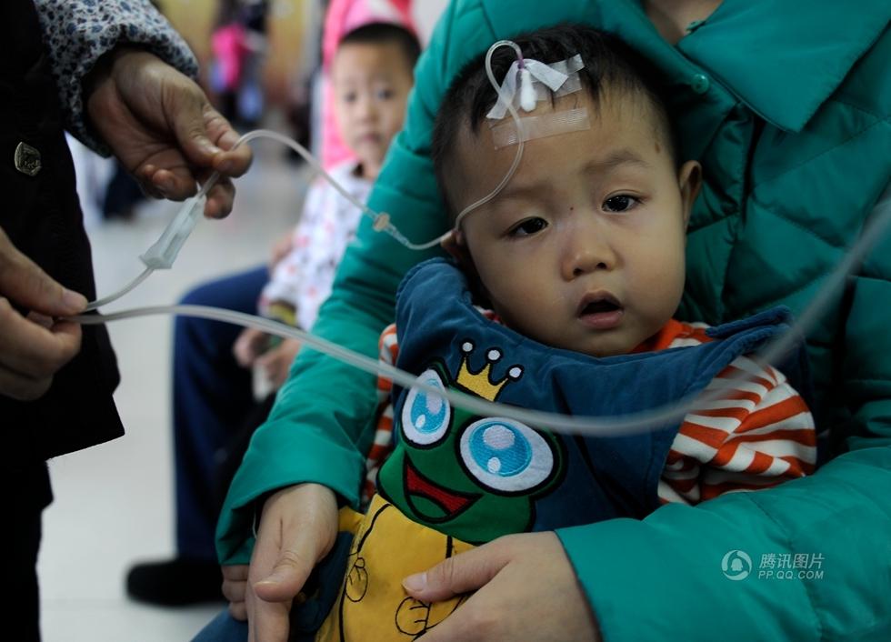 kid are using IV treatment