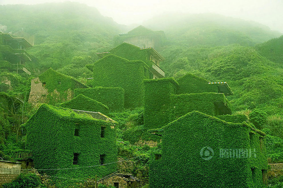 Abandoned Village Becomes a Wonder