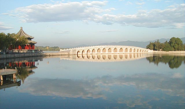 17 arch bridge in summer palace of beijing